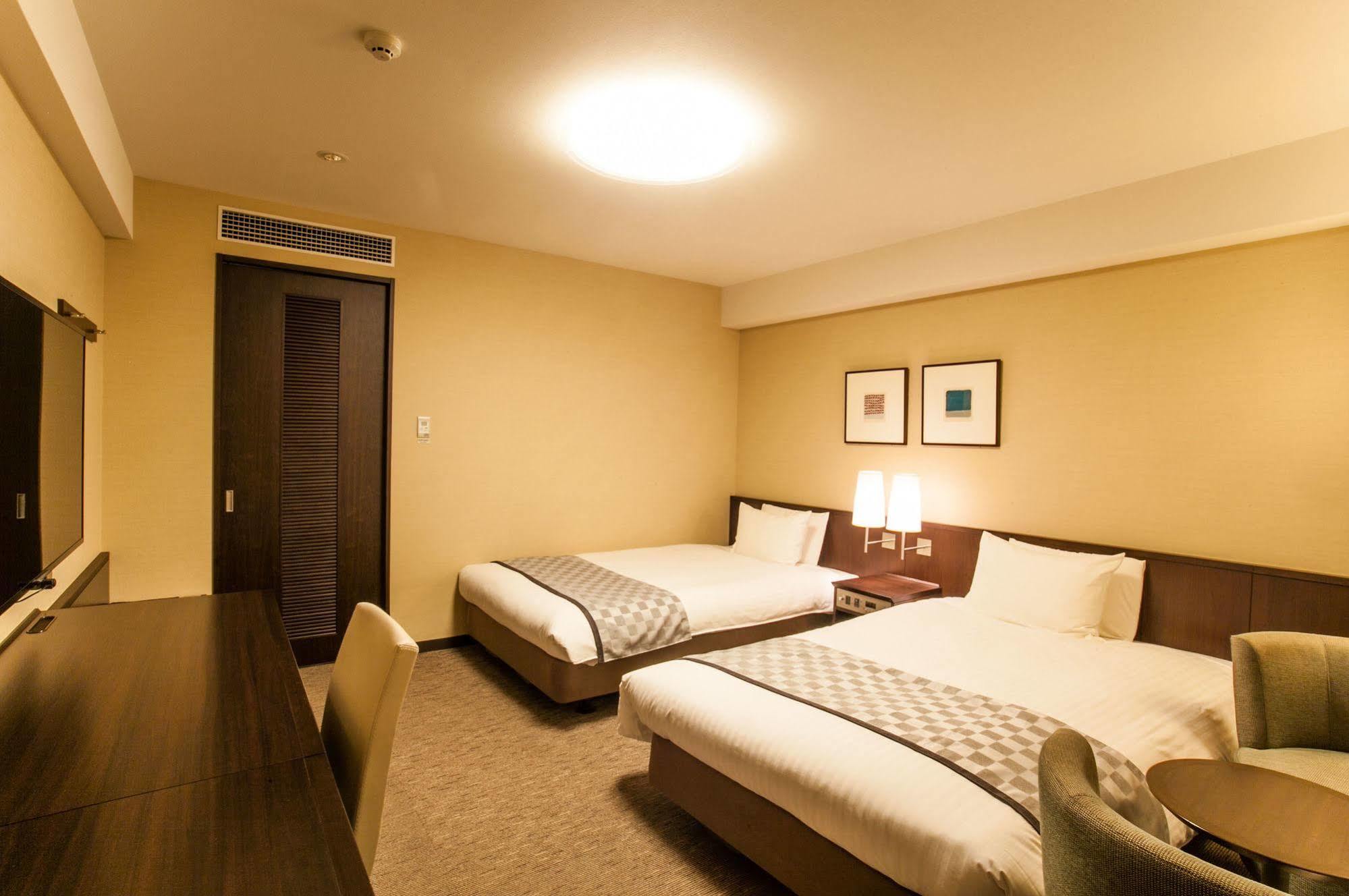 Richmond Hotel Fukuoka Tenjin Exteriör bild